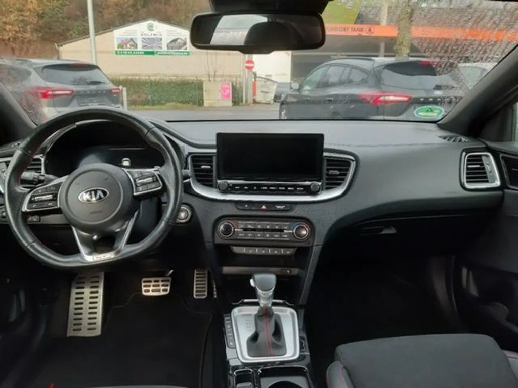Kia ProCeed