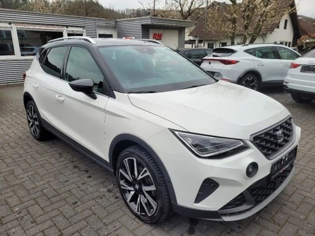 Seat Arona 2024 Benzine