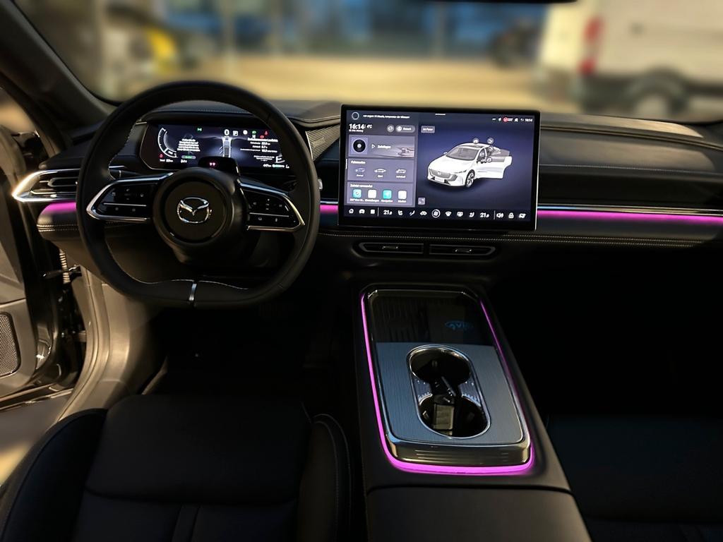 Mazda 6e