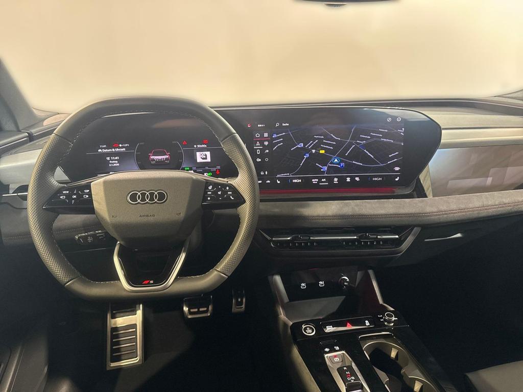 Audi Q6 e-tron