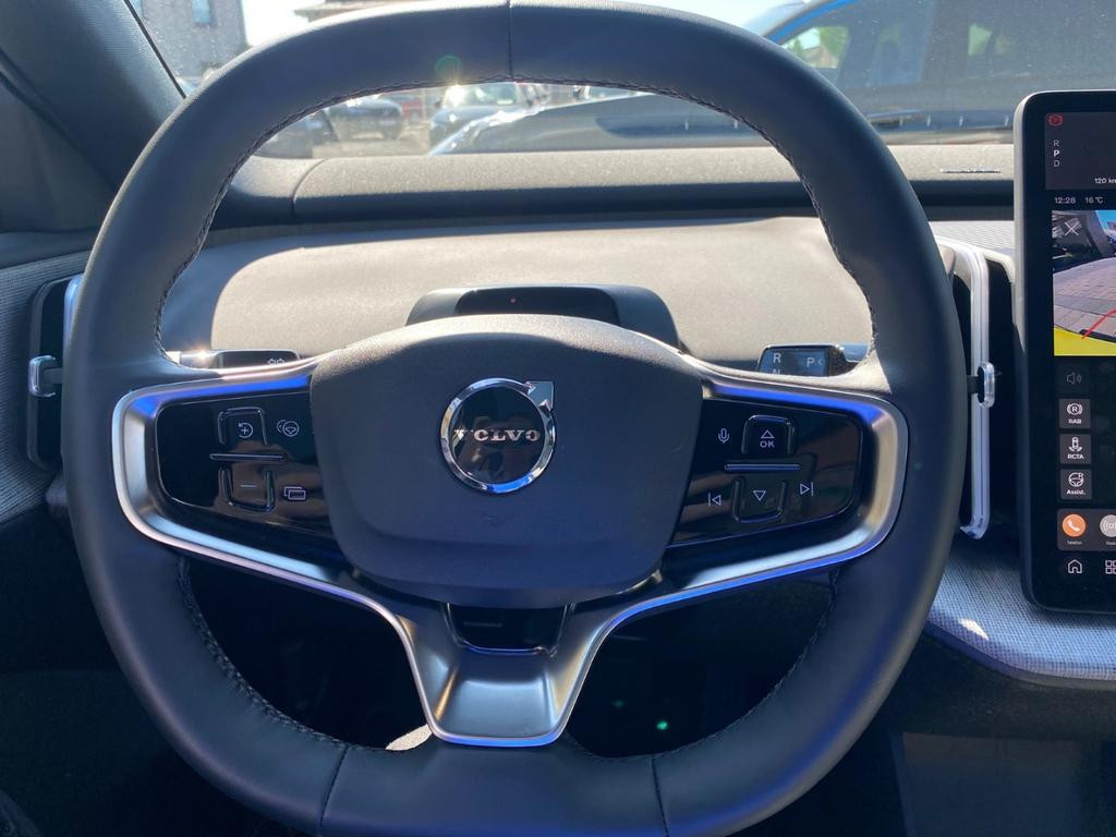 Volvo EX30
