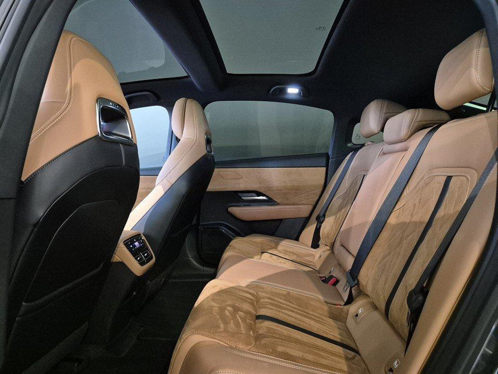 Mazda 6e