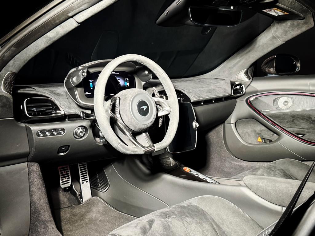 McLaren Artura