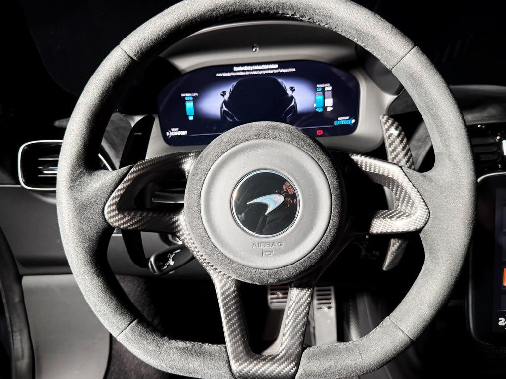 McLaren Artura
