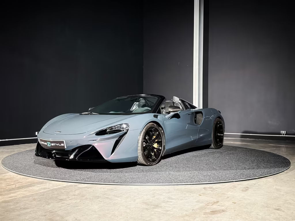 McLaren Artura