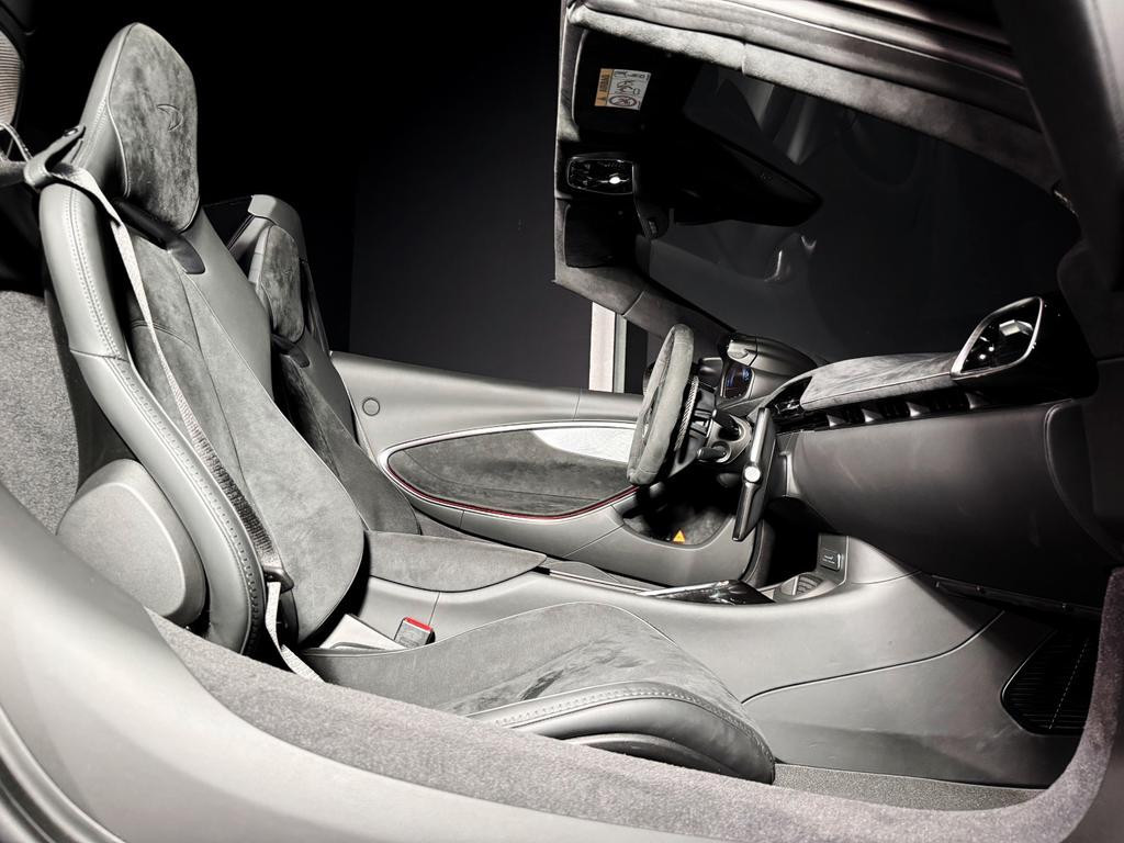 McLaren Artura