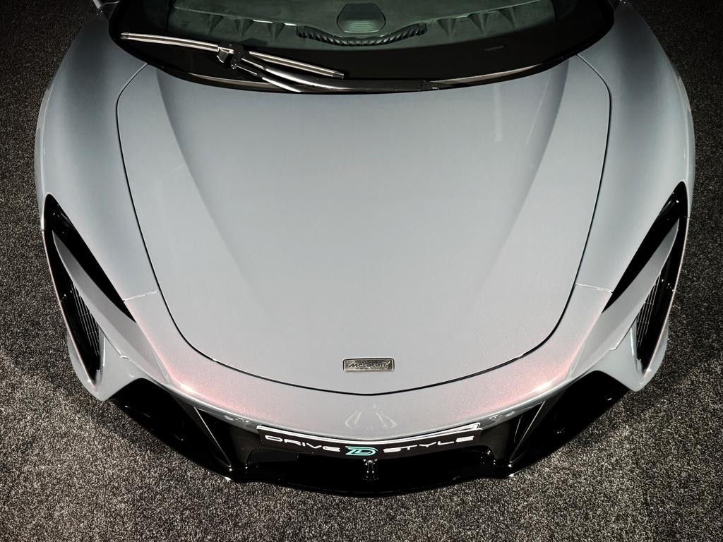 McLaren Artura