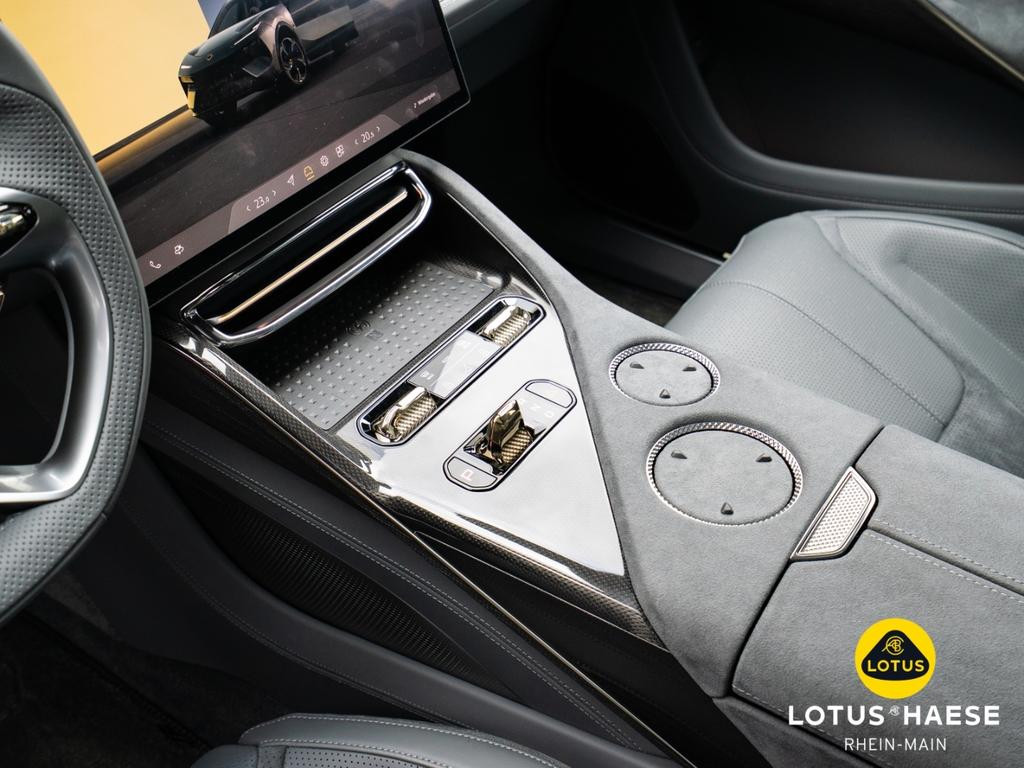 Lotus Eletre
