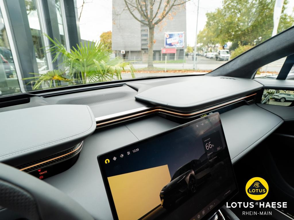 Lotus Eletre