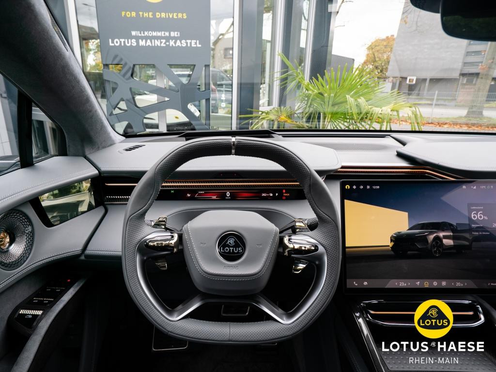 Lotus Eletre