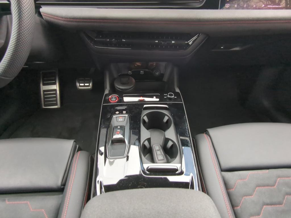 Audi S6 e-tron