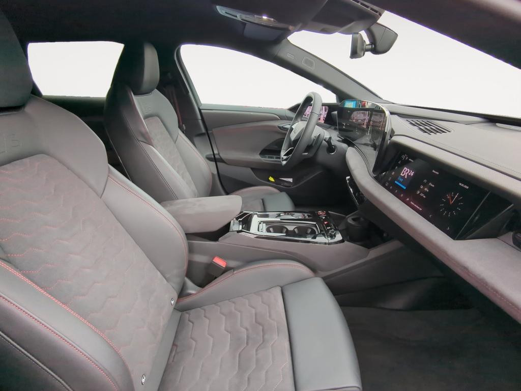 Audi S6 e-tron