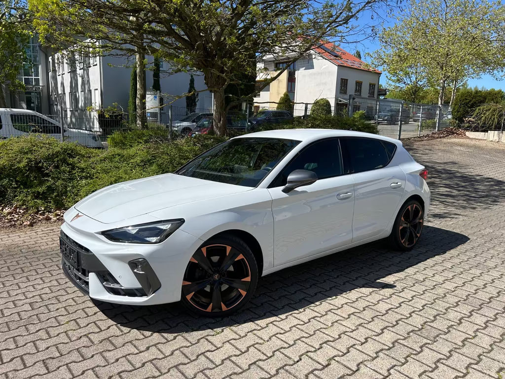Cupra Leon 2025 Benzine
