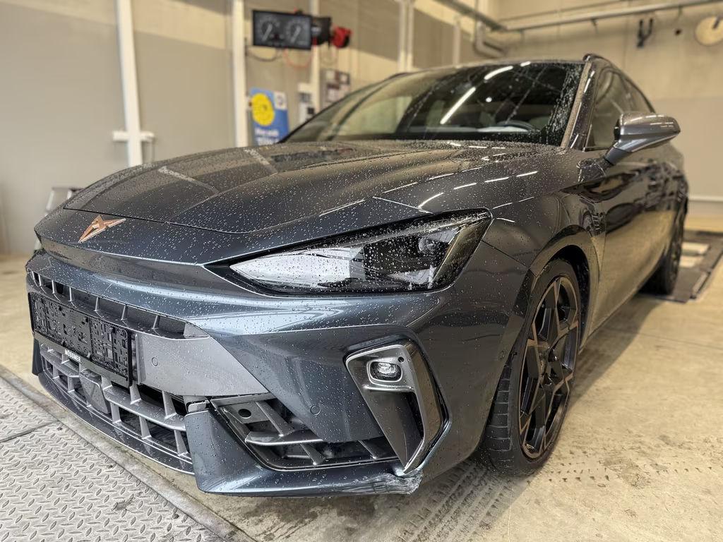Cupra Leon 2025 Benzine