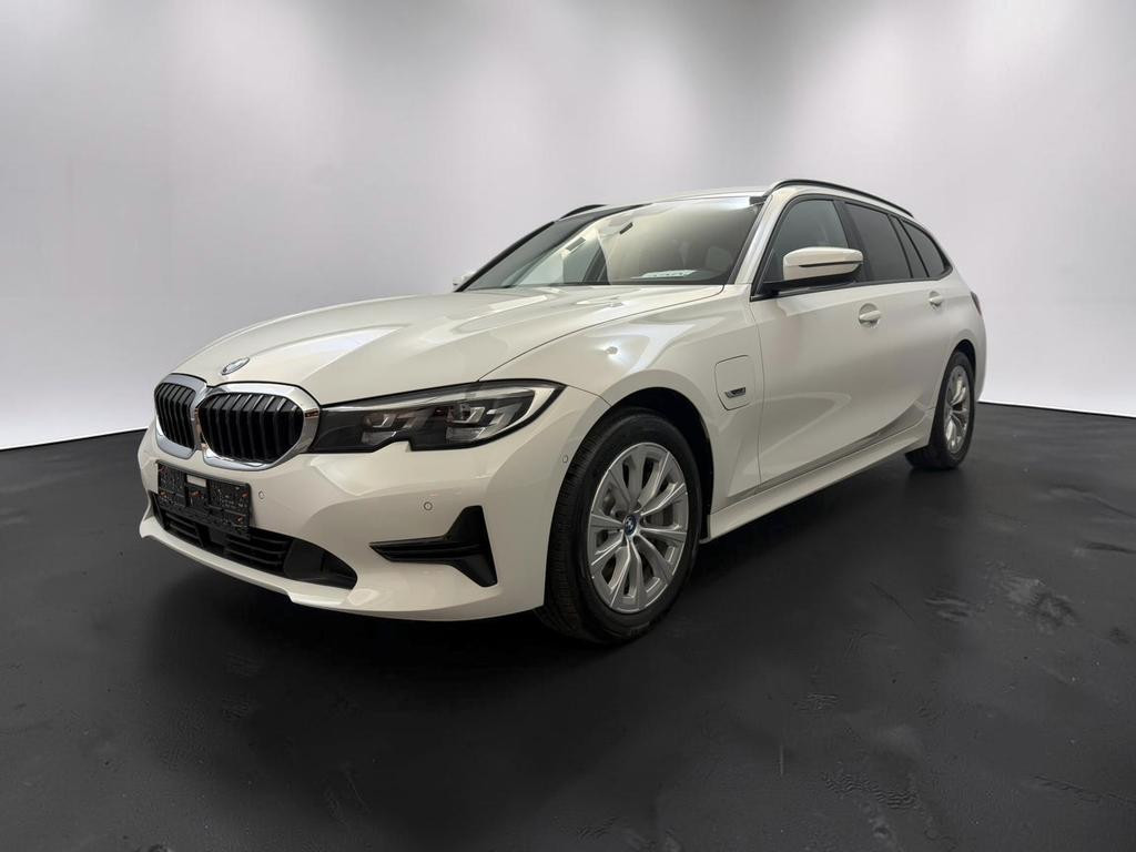 BMW 3 Serie 2022 Hybride Benzine