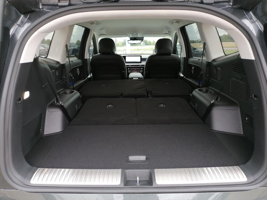 Hyundai IONIQ 9