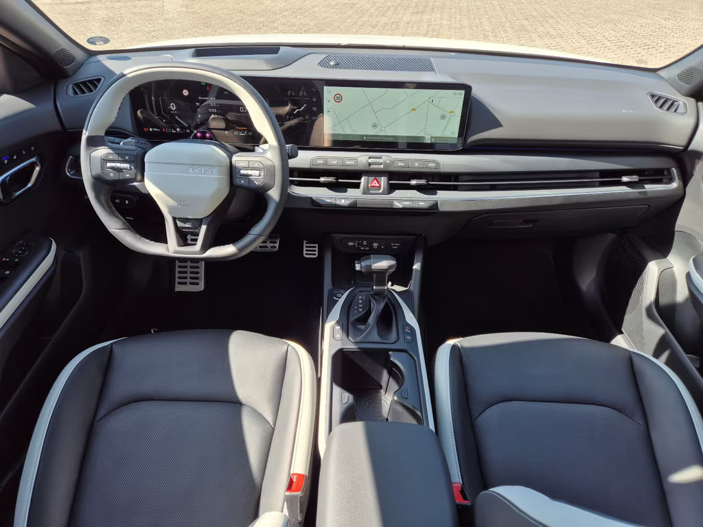 Kia K4