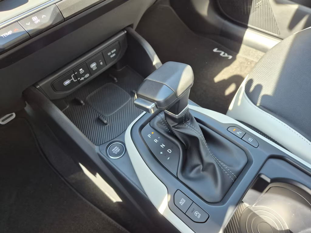 Kia K4