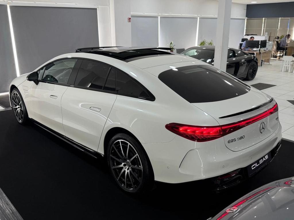 Mercedes-Benz EQS