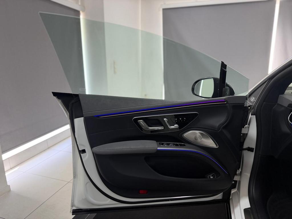 Mercedes-Benz EQS