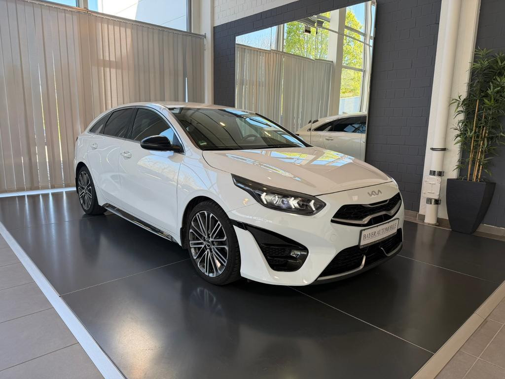 Kia ProCeed