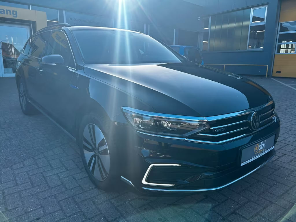 Volkswagen Passat 2022 Hybride Benzine
