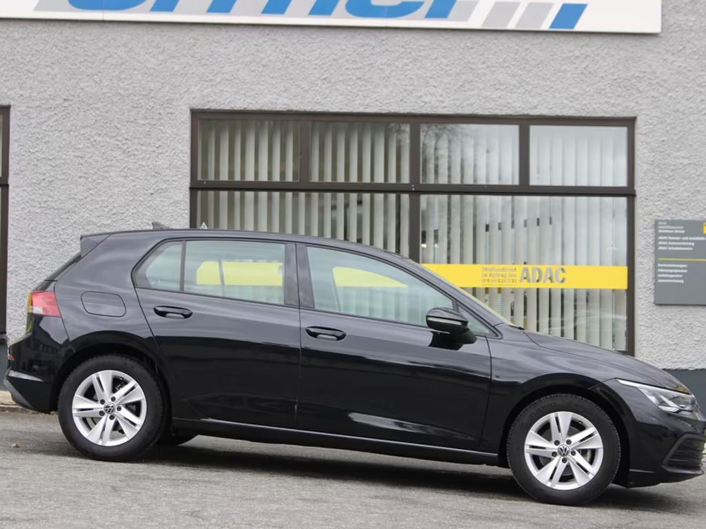 Volkswagen Golf 2022 Benzine