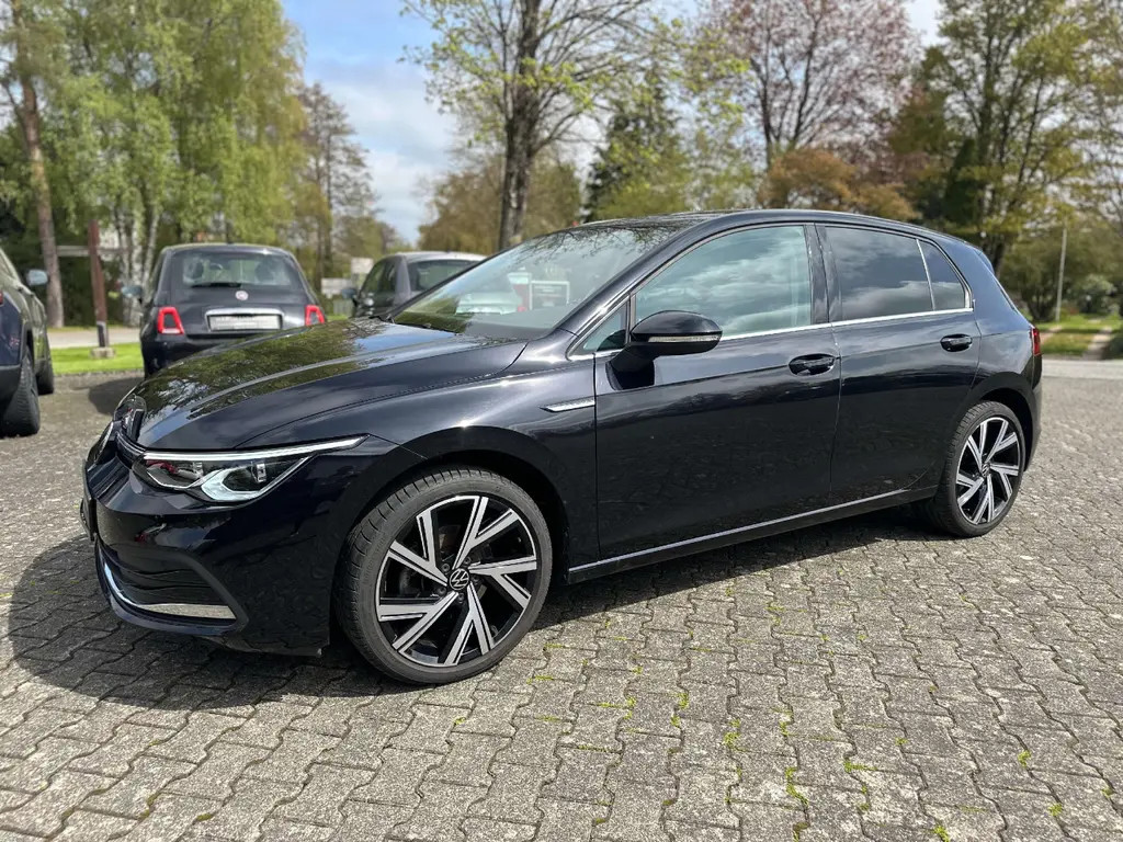 Volkswagen Golf 2022 Benzine