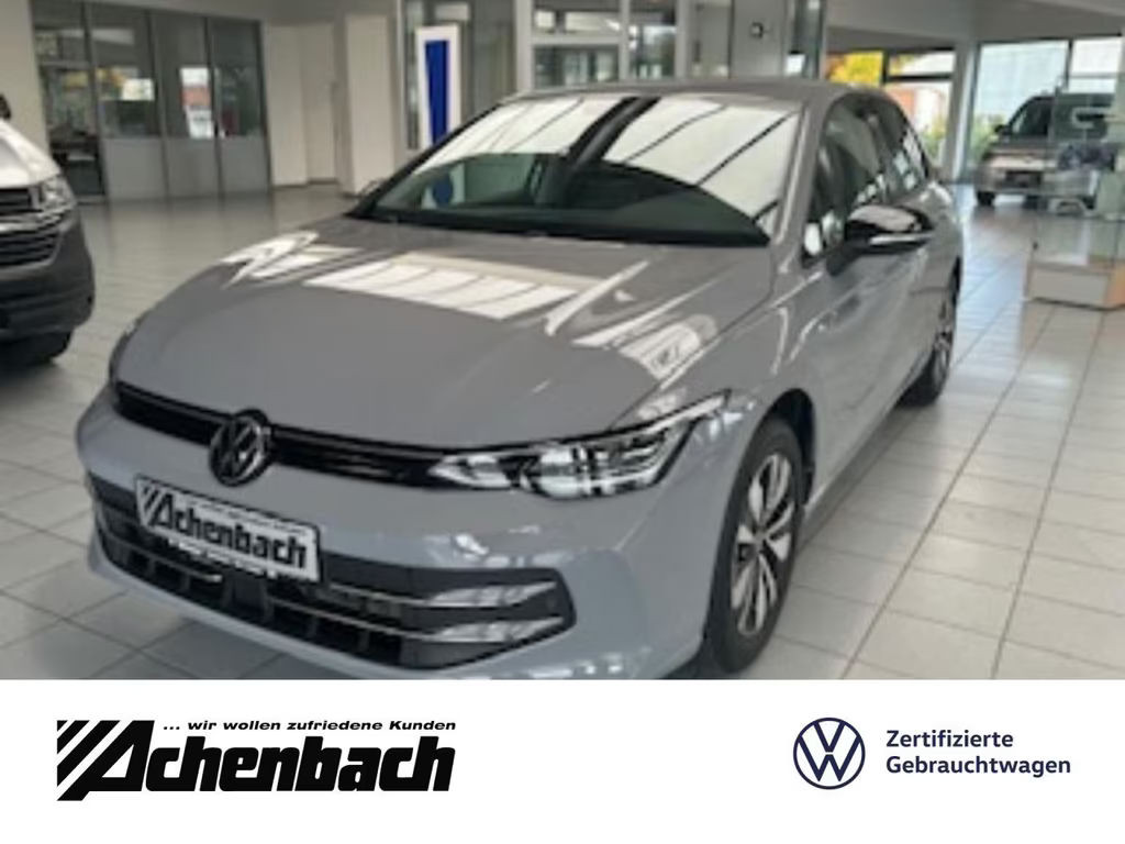 Volkswagen Golf 2024 Benzine