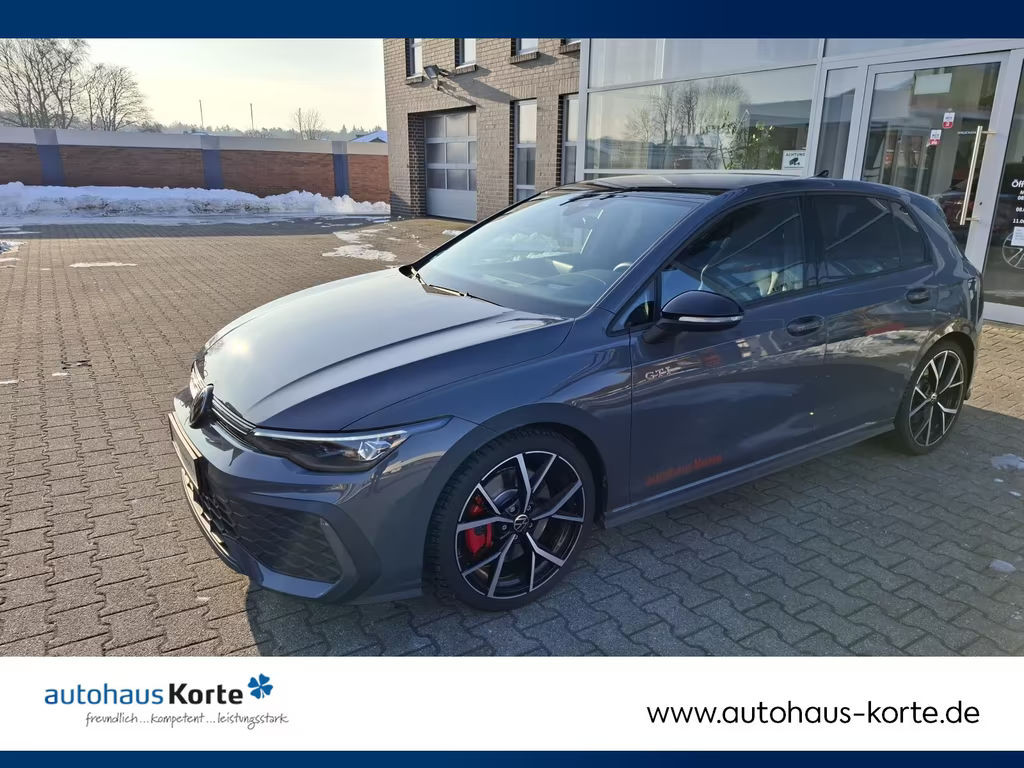 Volkswagen Golf 2025 Benzine