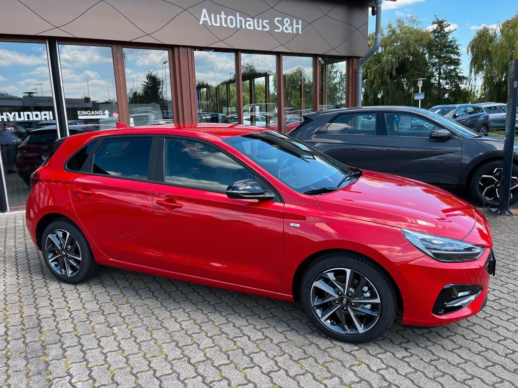 Hyundai i30 2024 Hybride Benzine