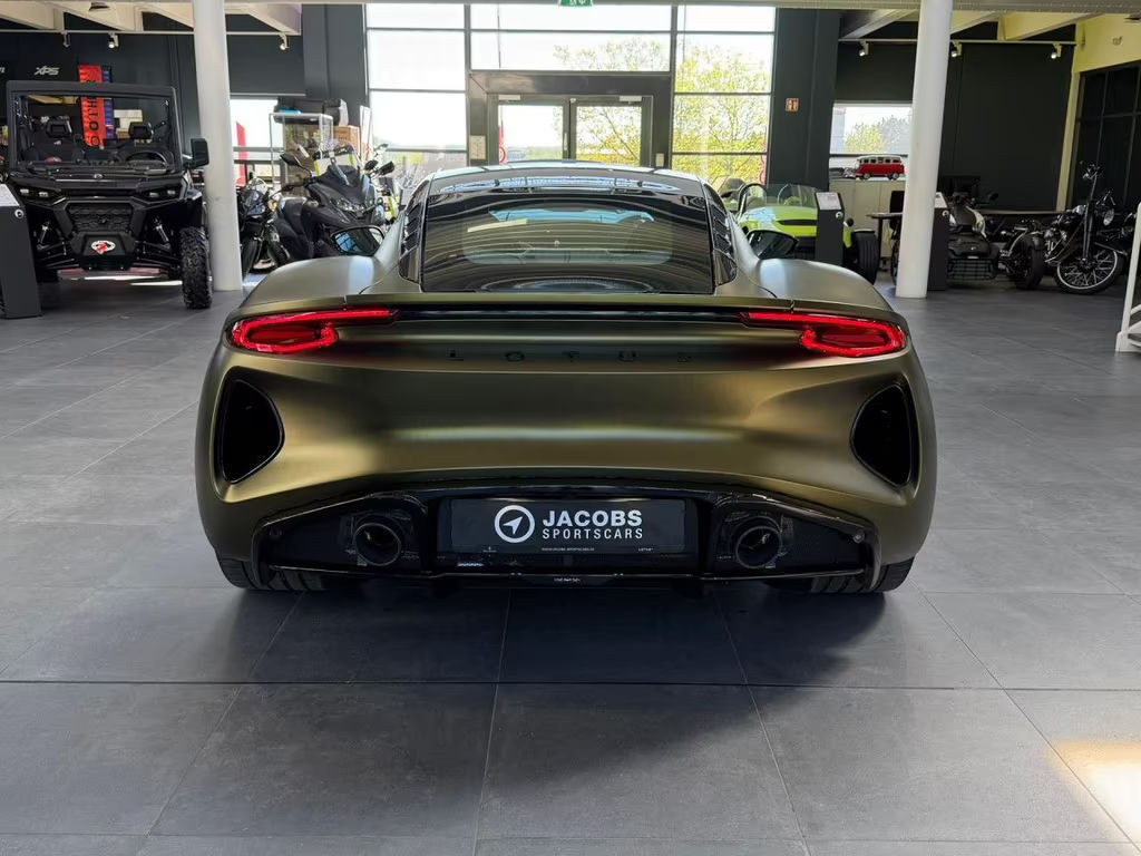 Lotus Emira