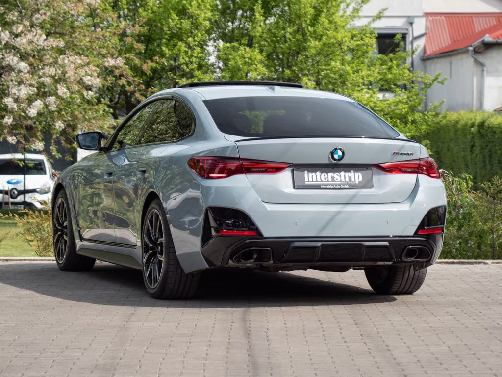 BMW M440
