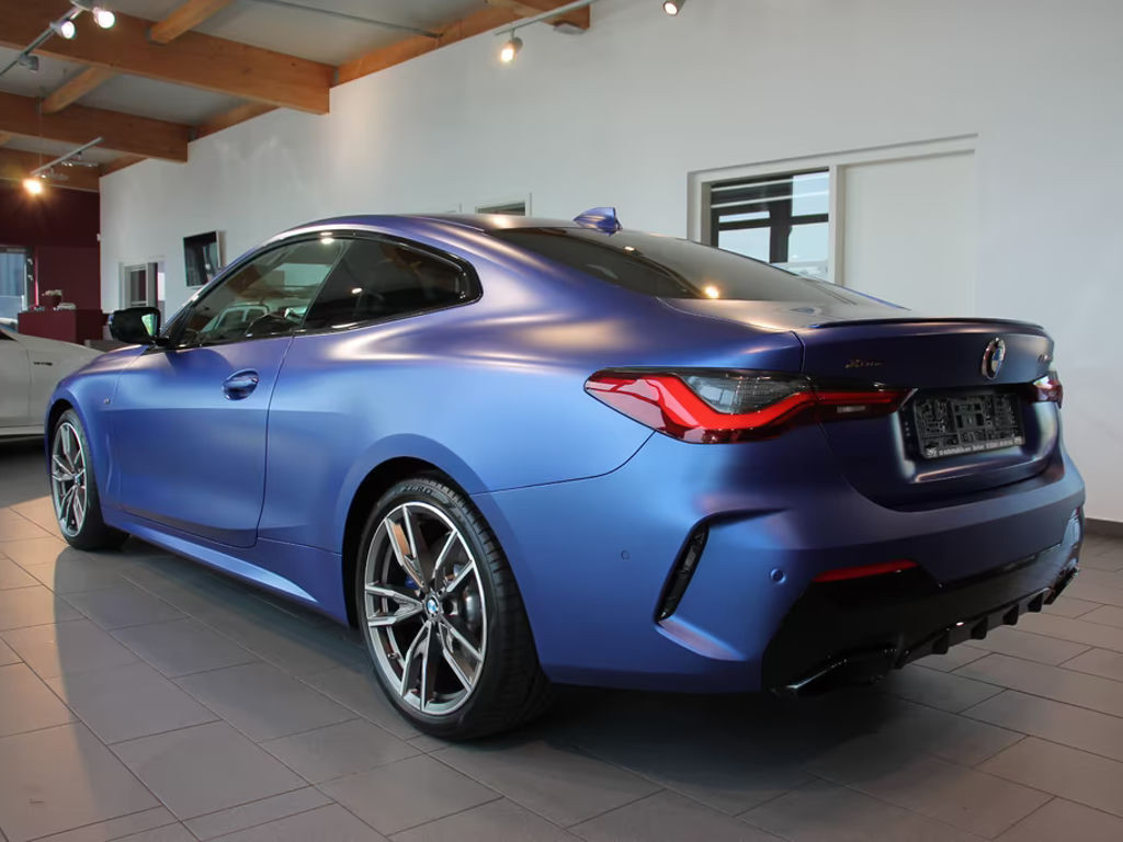BMW M440