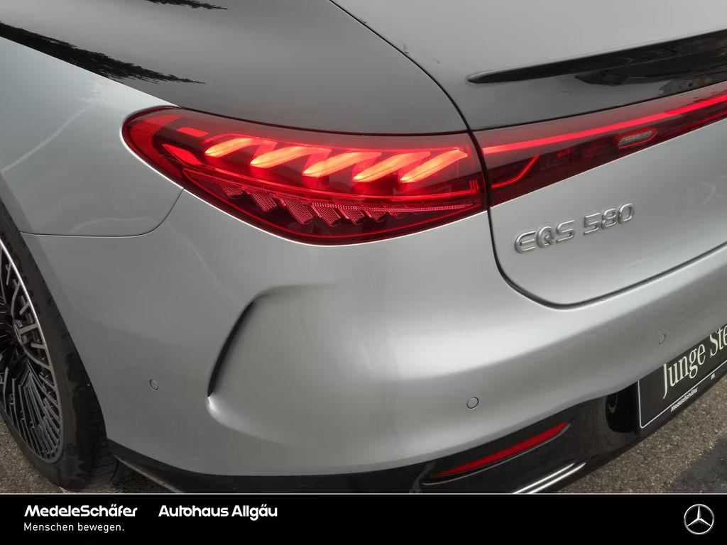 Mercedes-Benz EQS