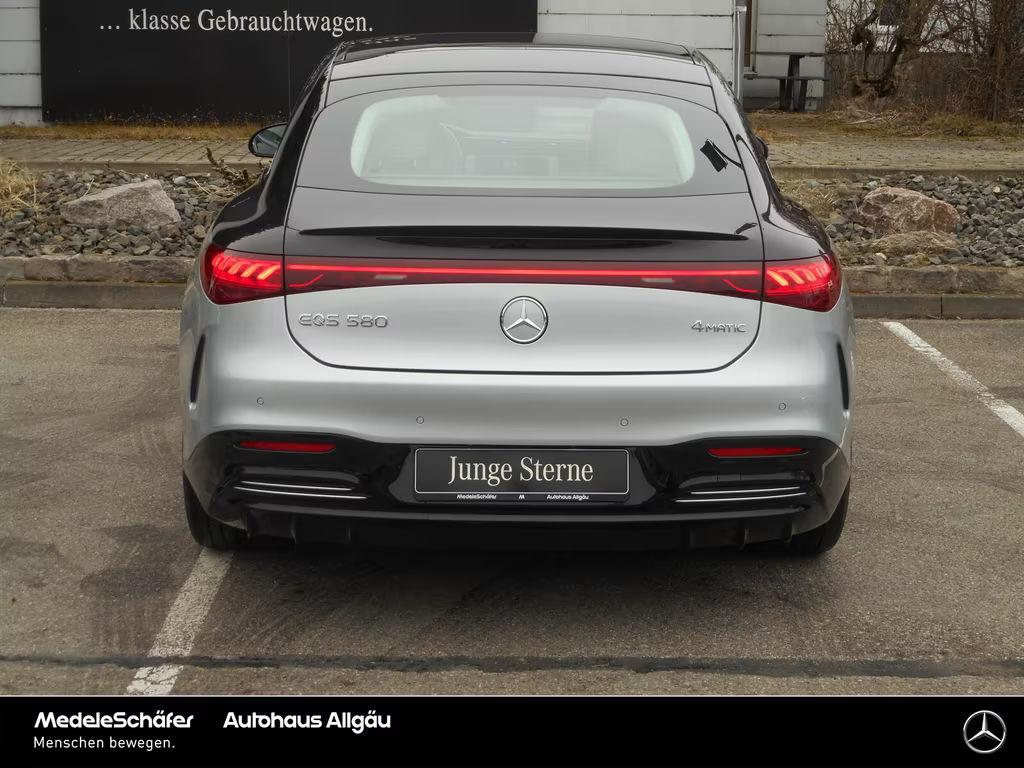 Mercedes-Benz EQS