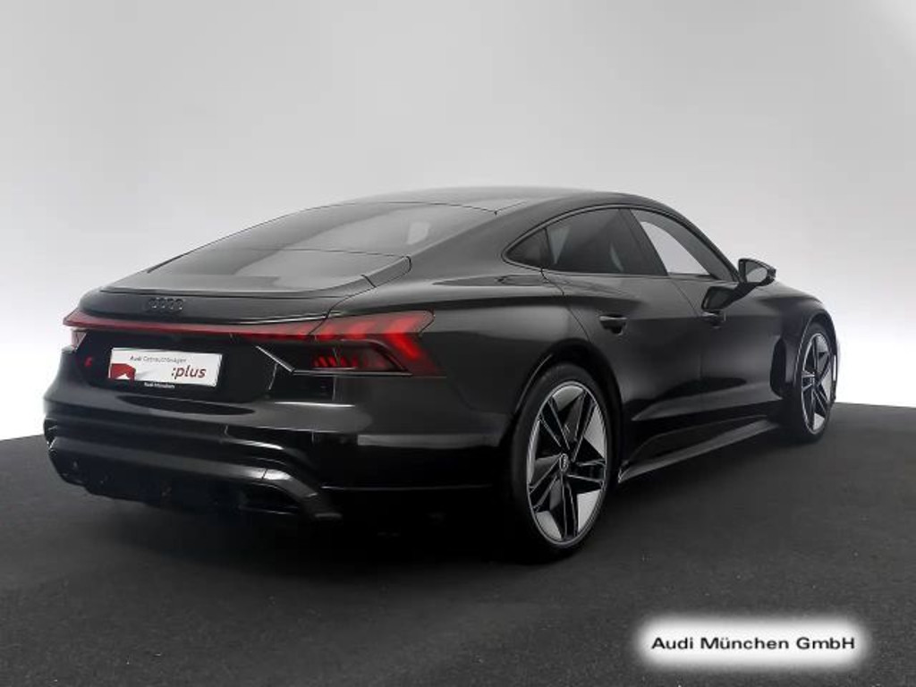 Audi RS e-tron GT