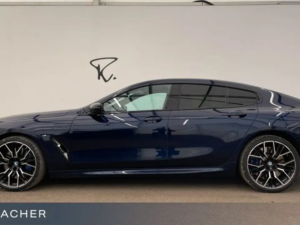 BMW M850