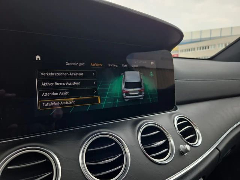 Mercedes-Benz E-Klasse