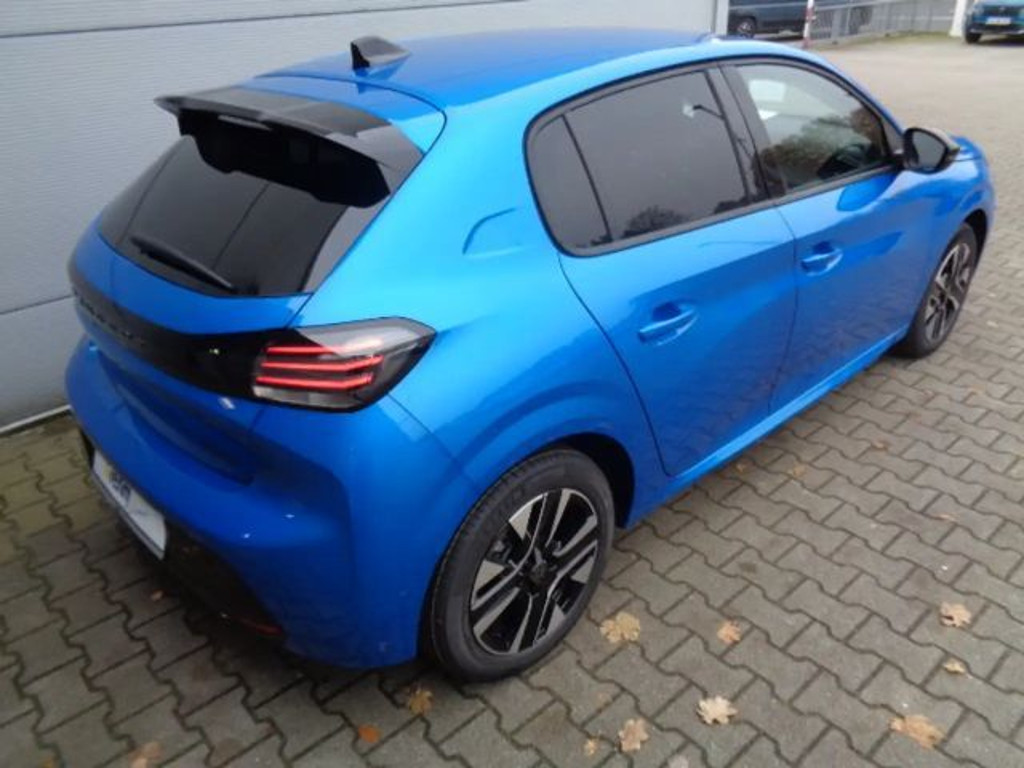 Peugeot e-208