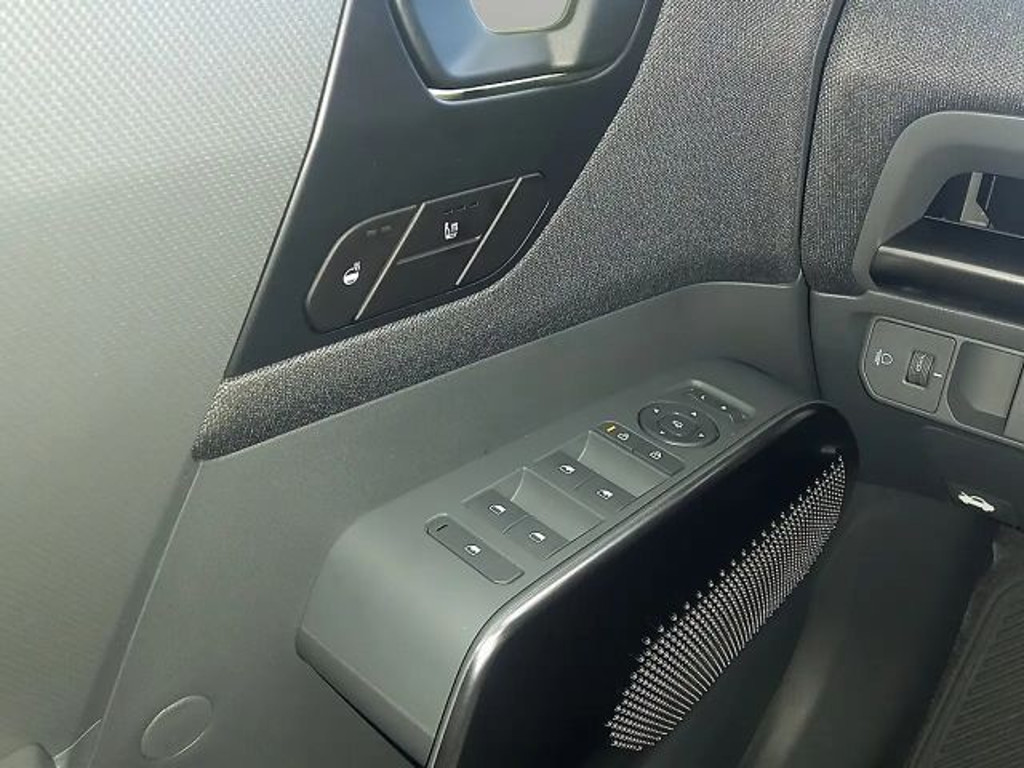 Kia EV2
