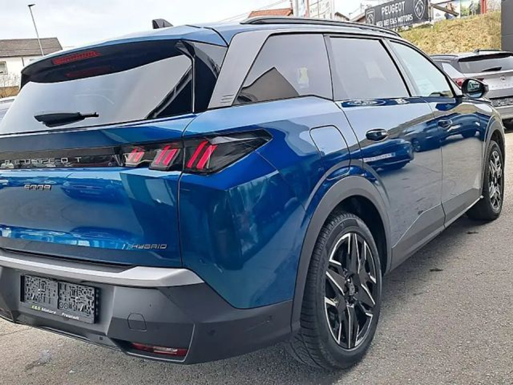 Peugeot 5008