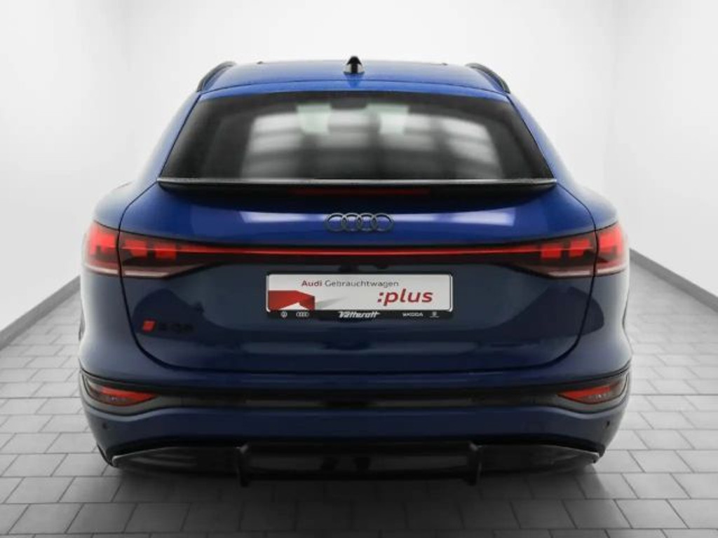 Audi SQ6 e-tron