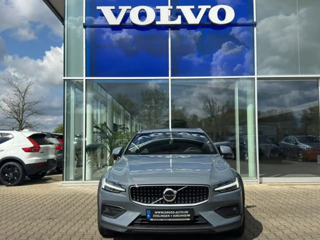 Volvo V60 Cross Country