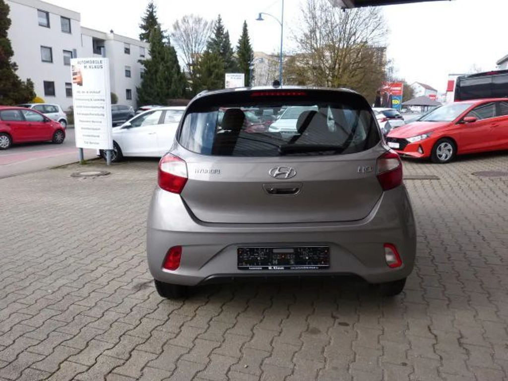Hyundai i10