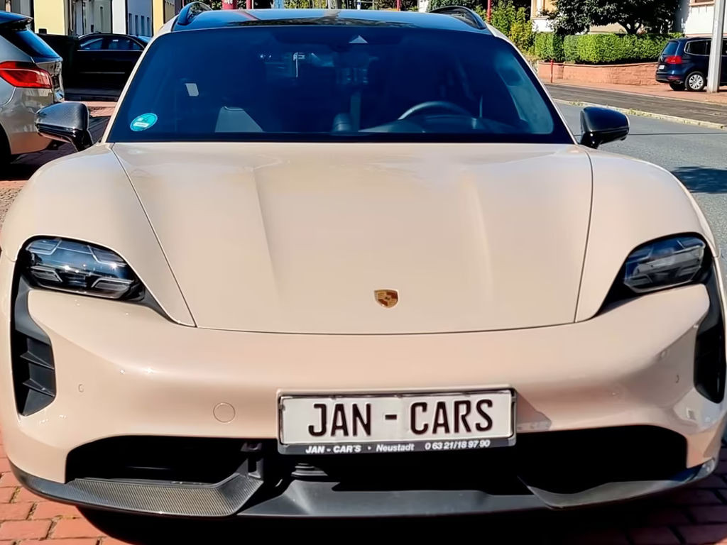 Porsche Taycan