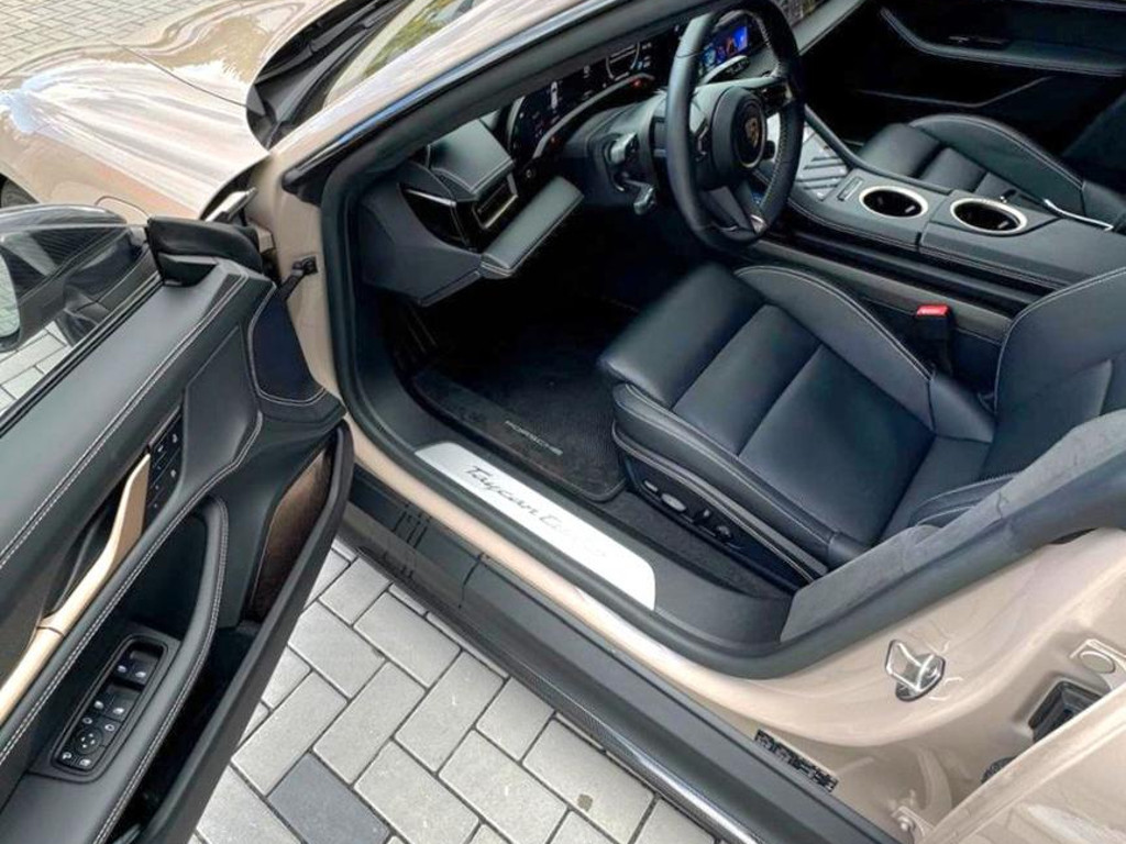Porsche Taycan