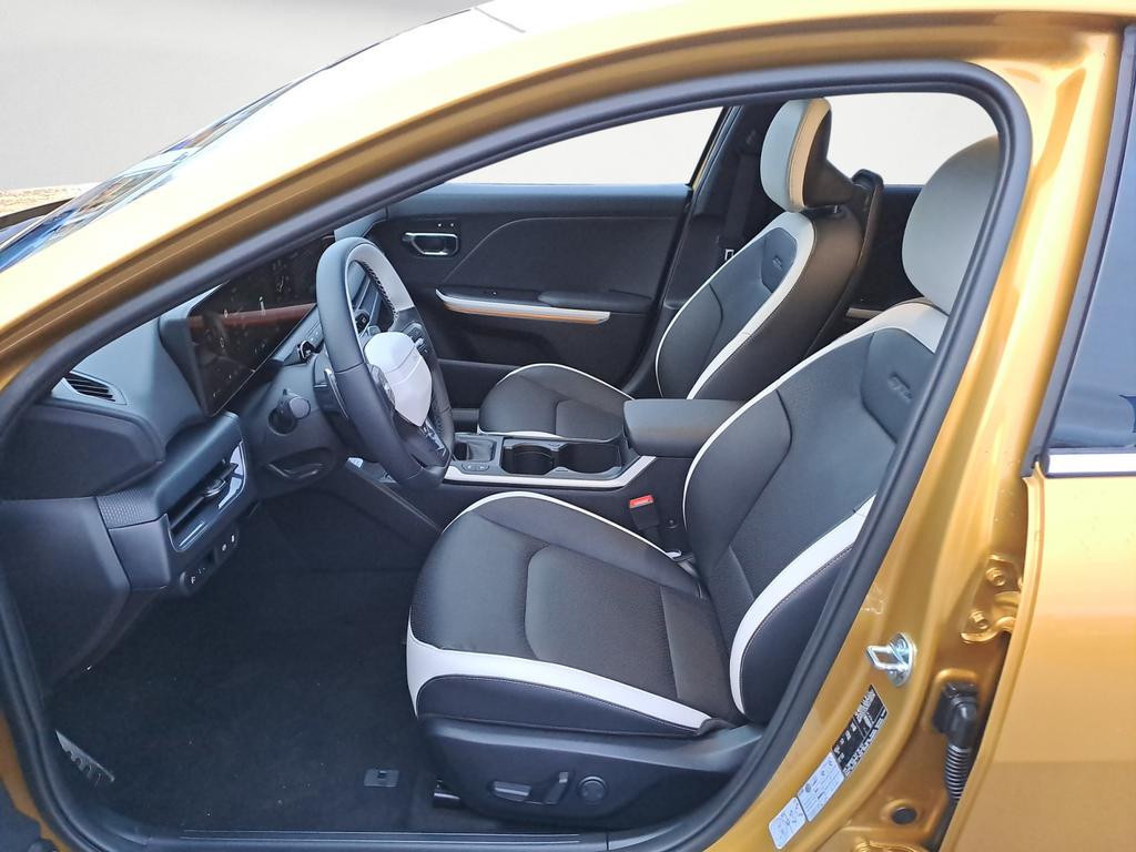 Kia K4