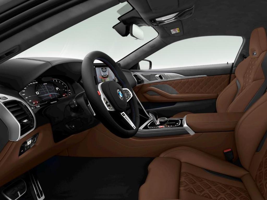 BMW M850
