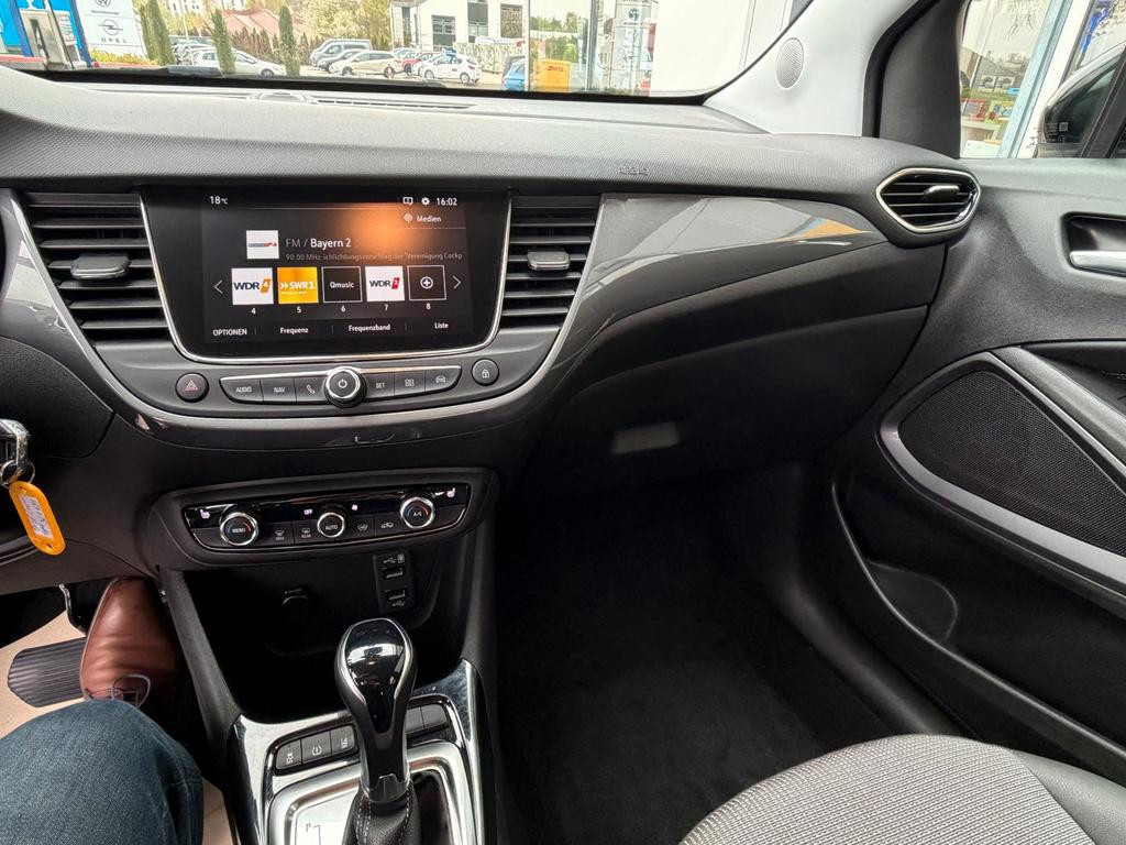 Opel Crossland X